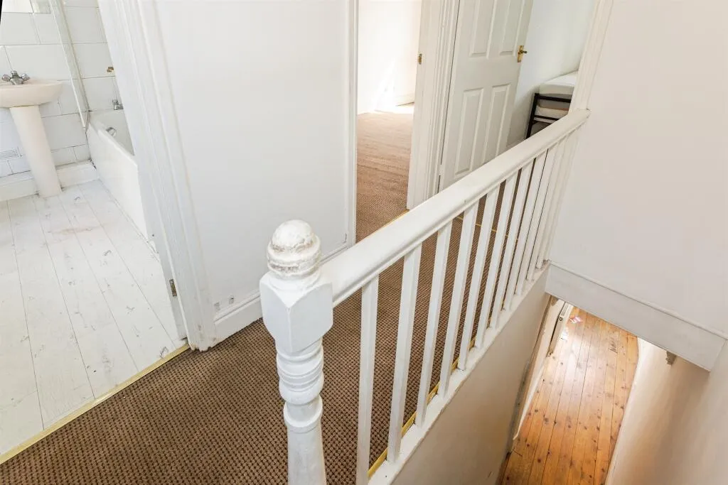 2 bed Terraced