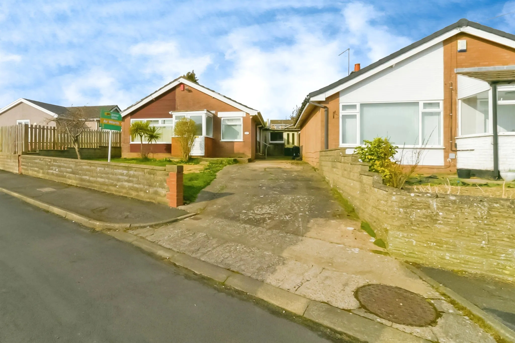 2 bed Detached Bungalow