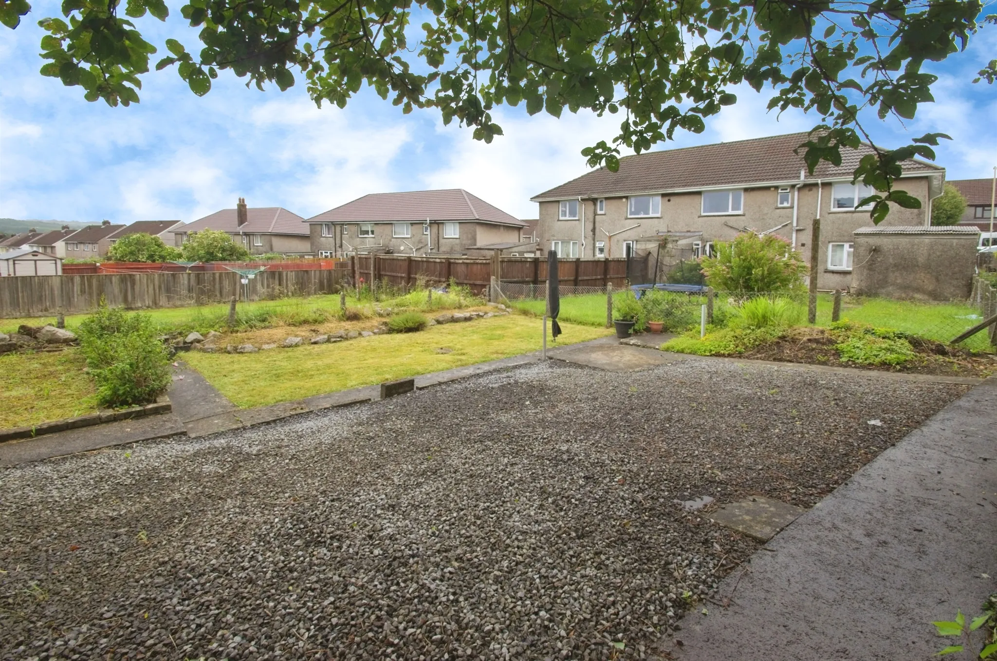 2 bed Apartment