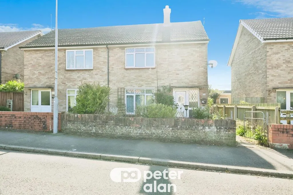 2 bed Semi-Detached