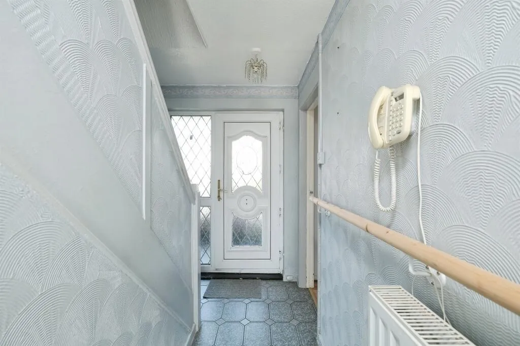 2 bed Semi-Detached