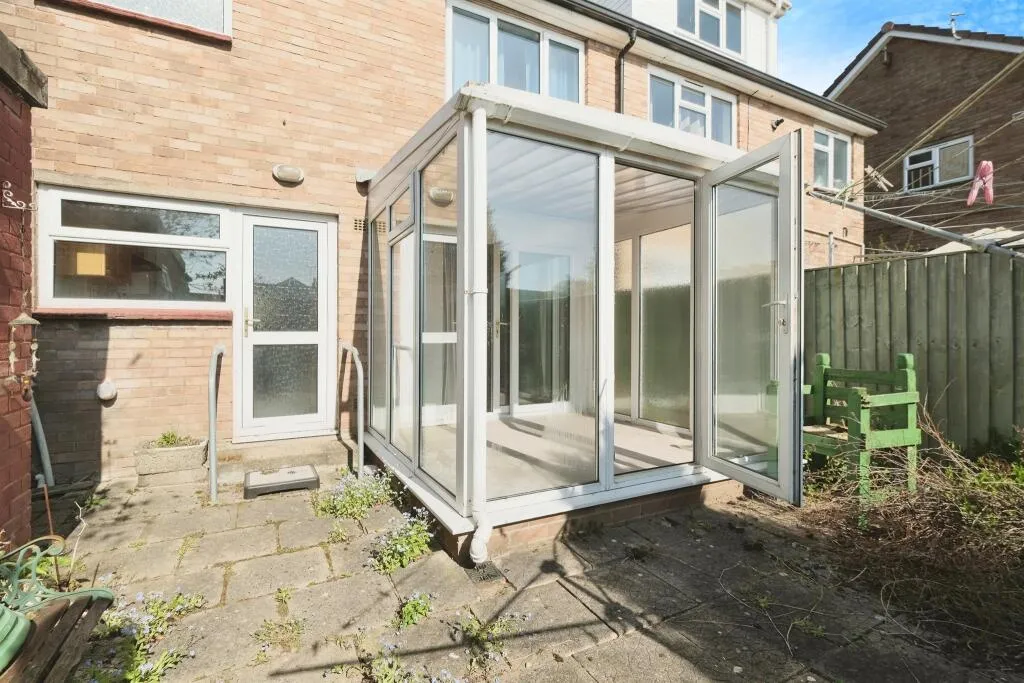 2 bed Semi-Detached