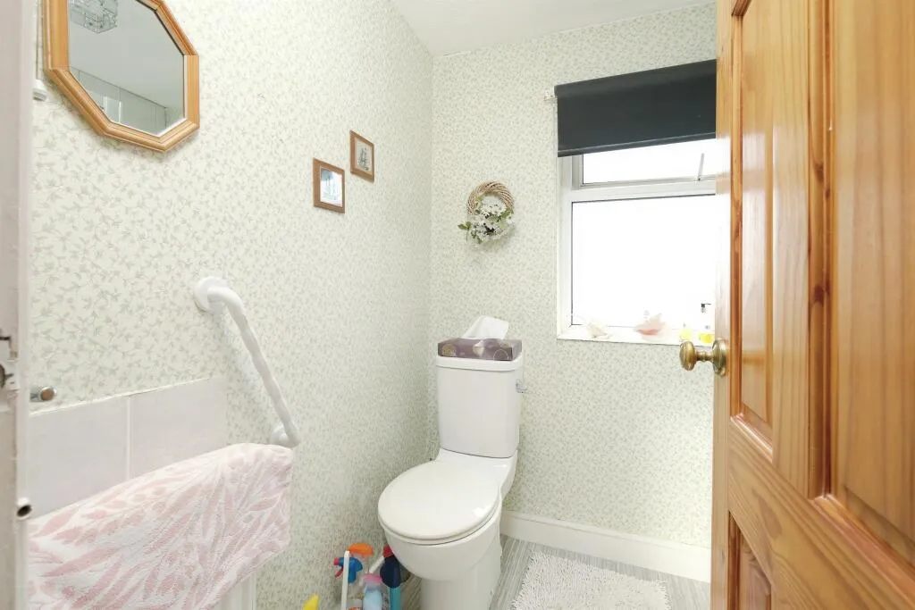 2 bed Semi-Detached