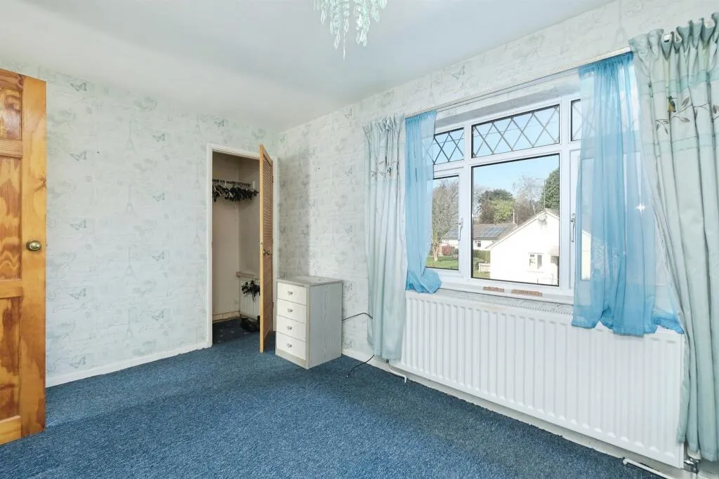 2 bed Semi-Detached