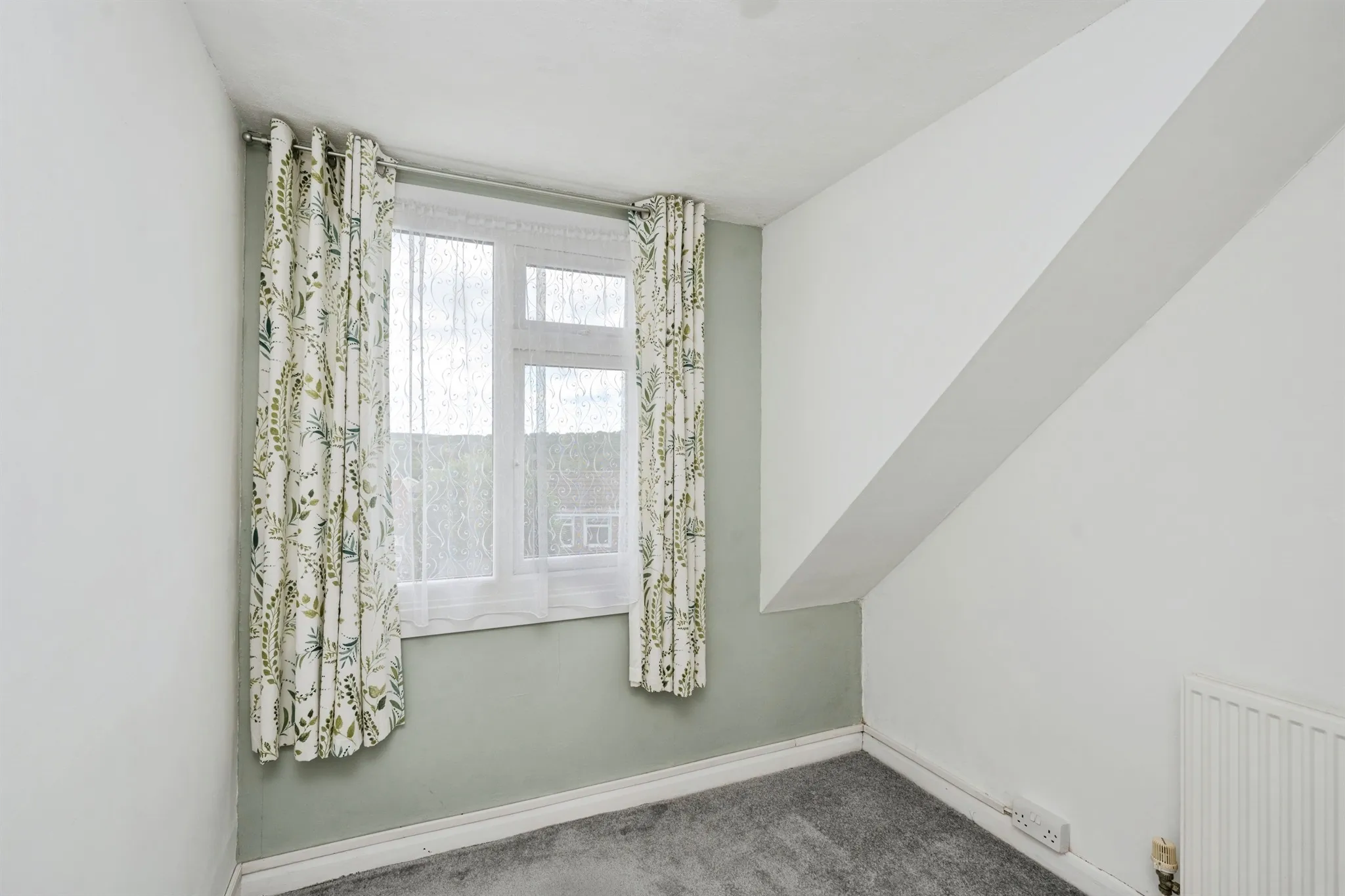 3 bed Semi-Detached