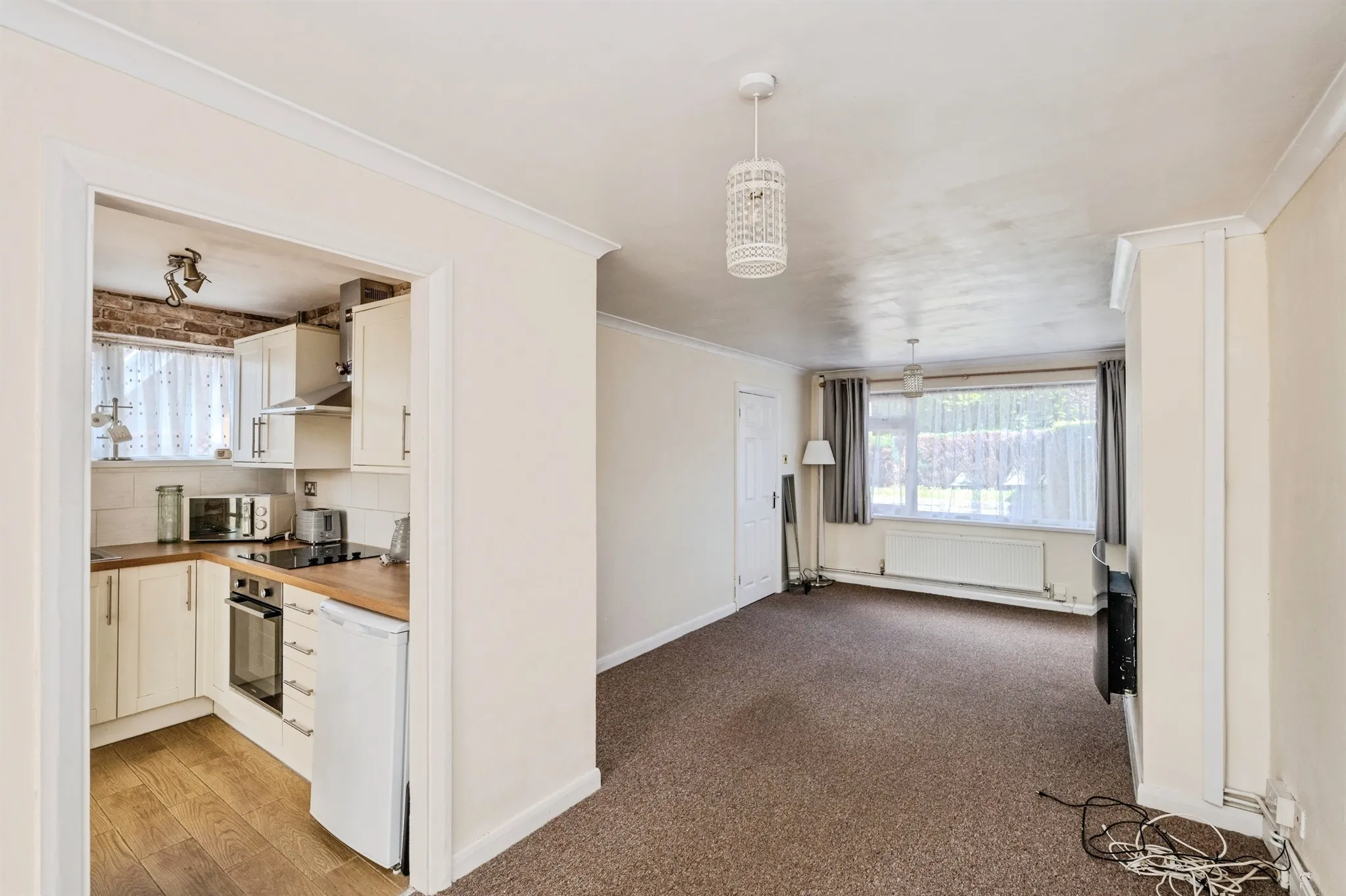 3 bed Semi-Detached