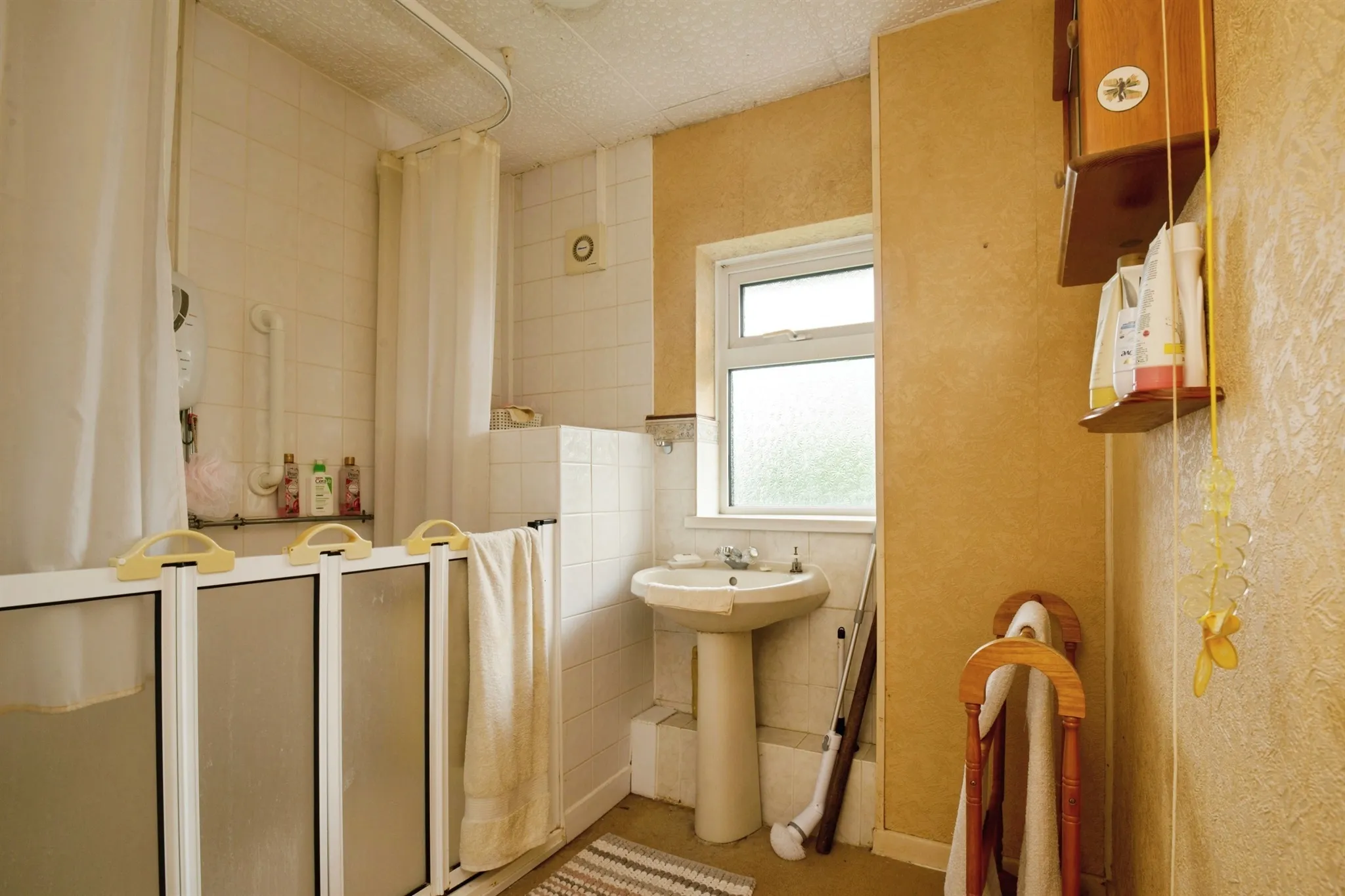 3 bed Semi-Detached
