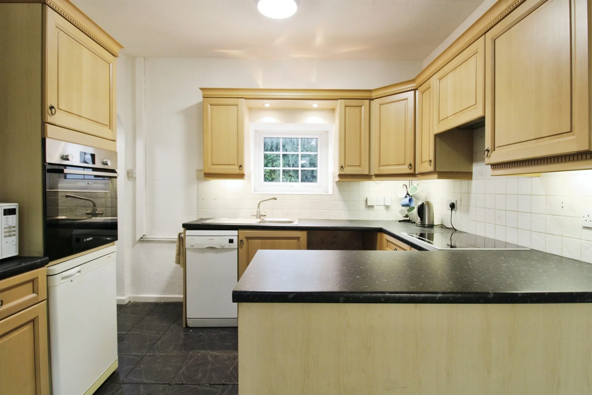 2 bed Detached