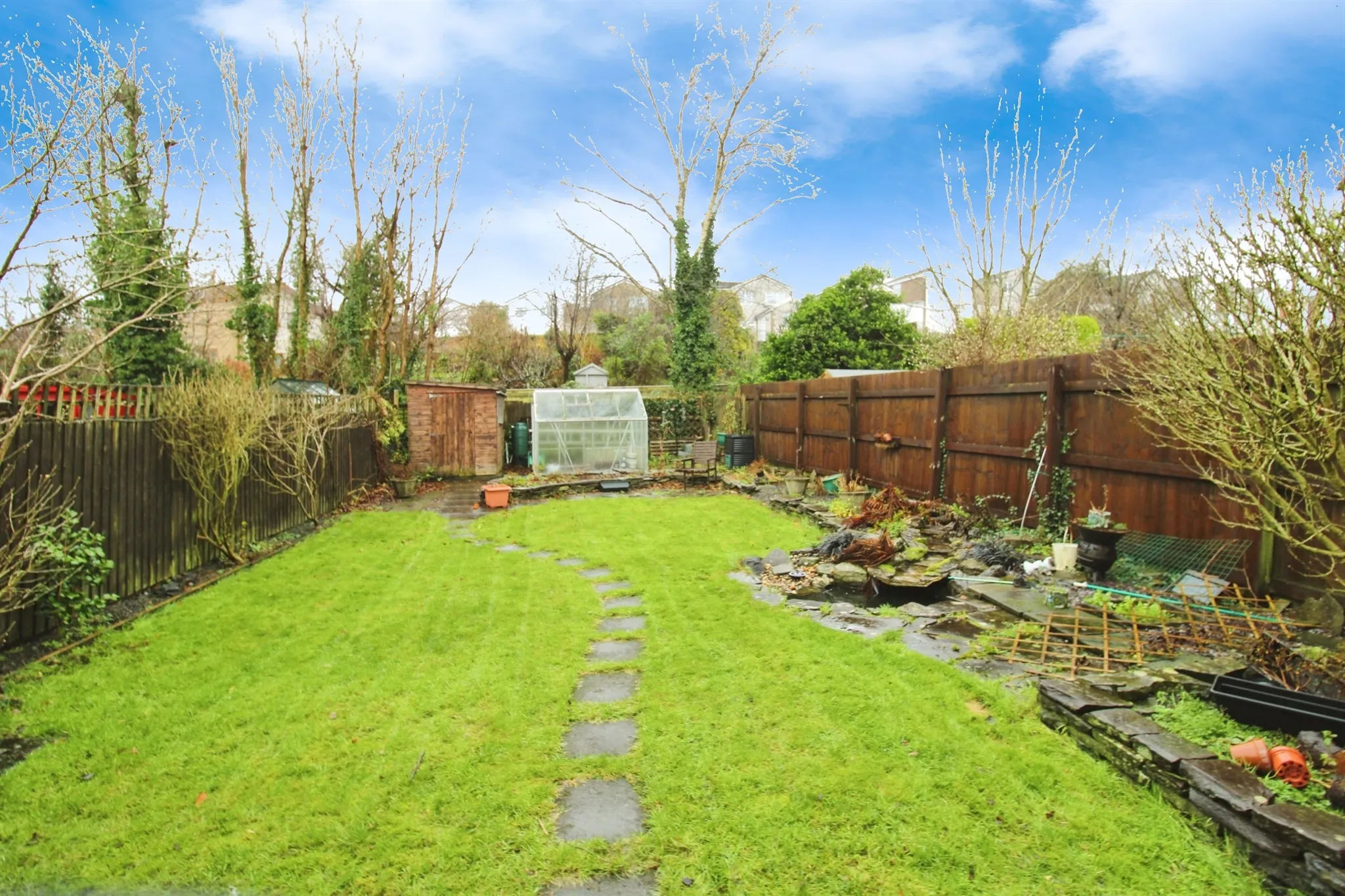 2 bed Detached