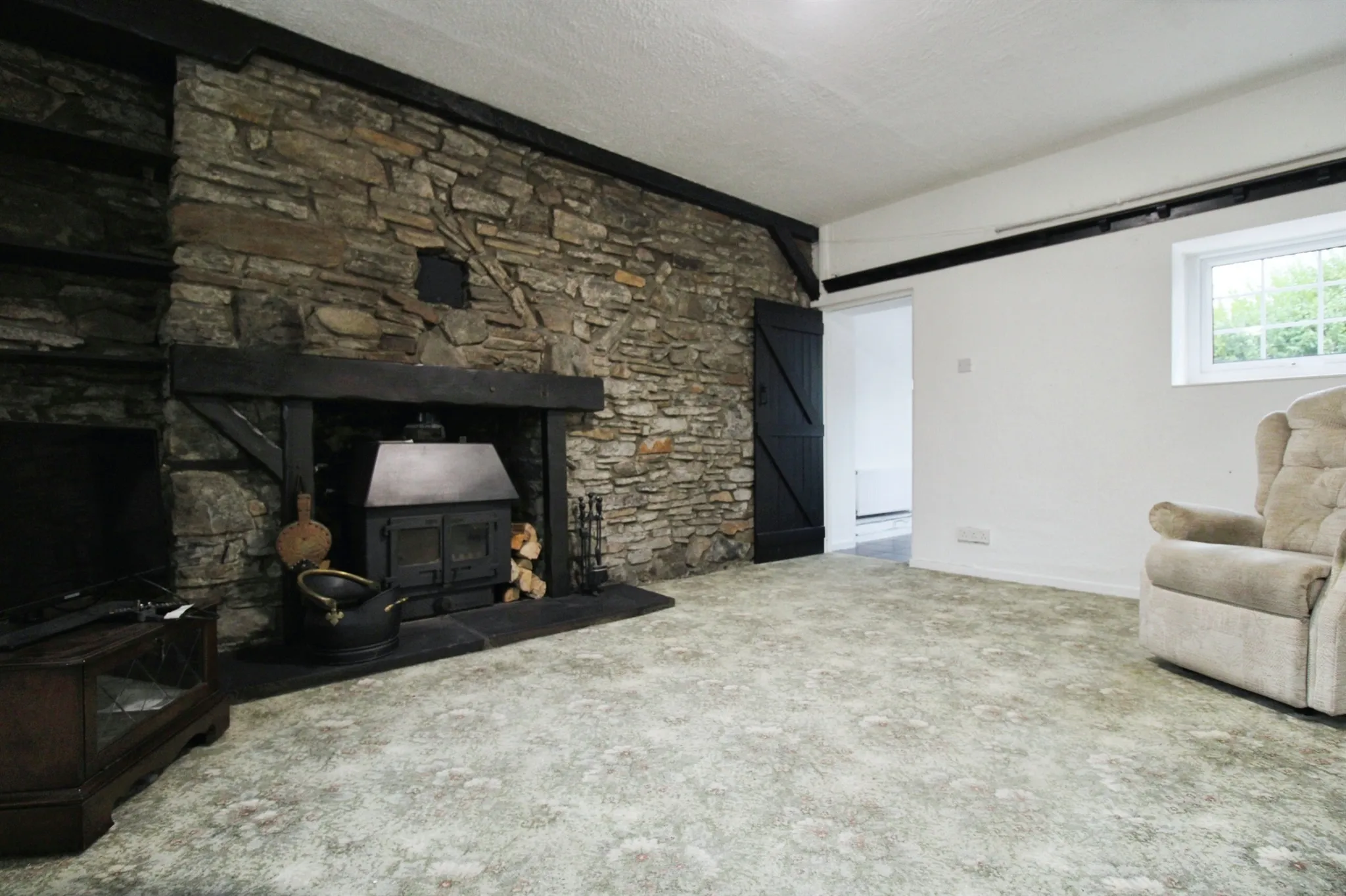 2 bed Detached