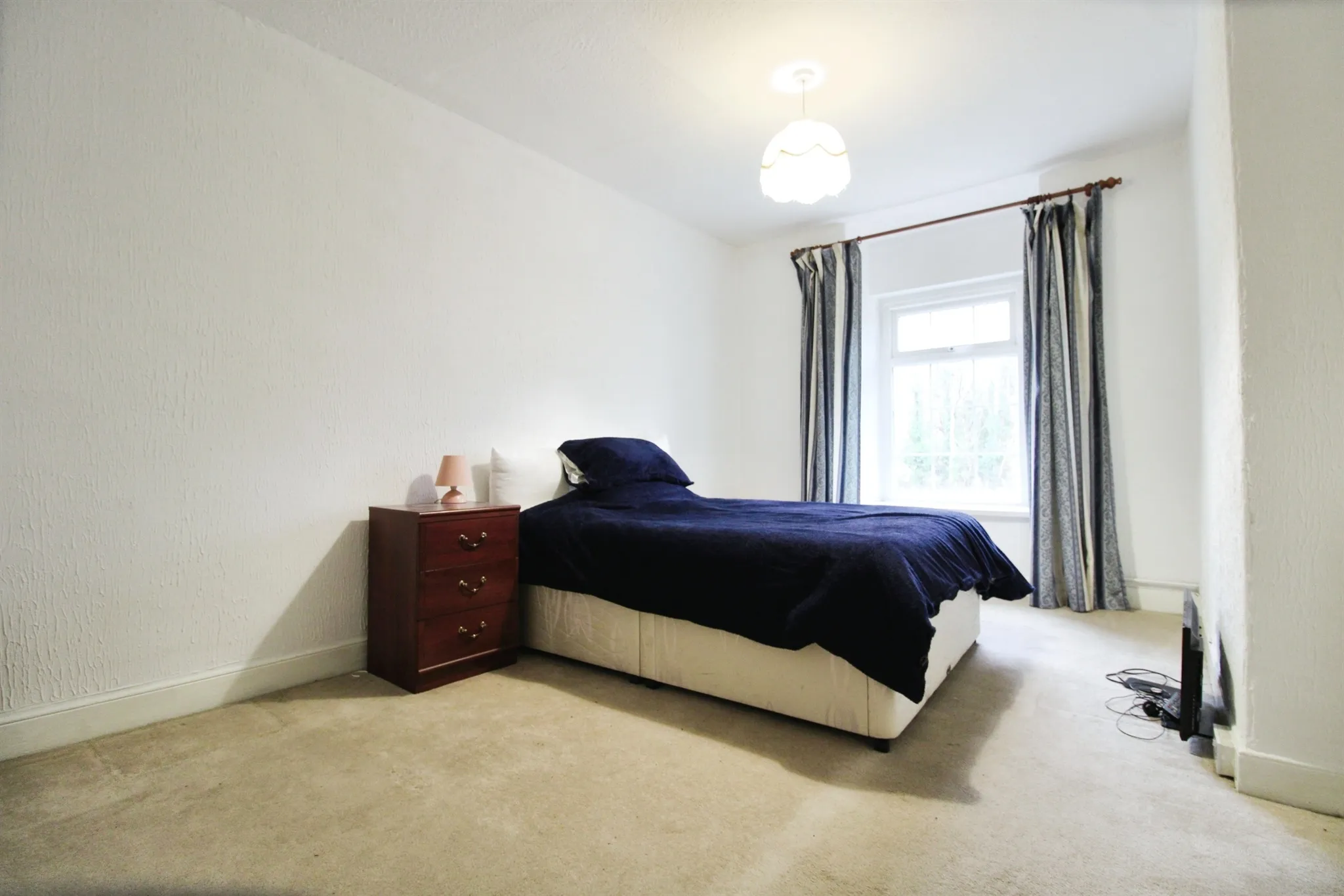 2 bed Detached