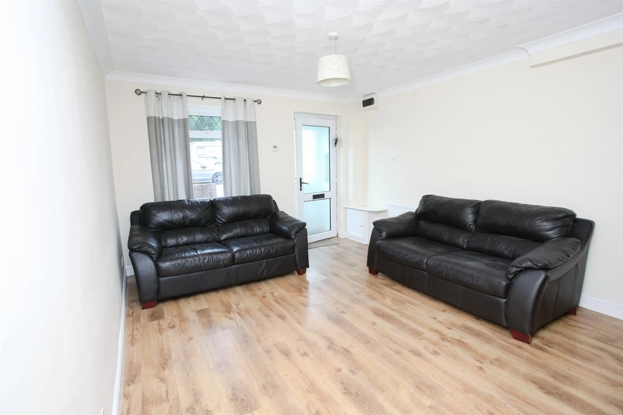 2 bed Terraced