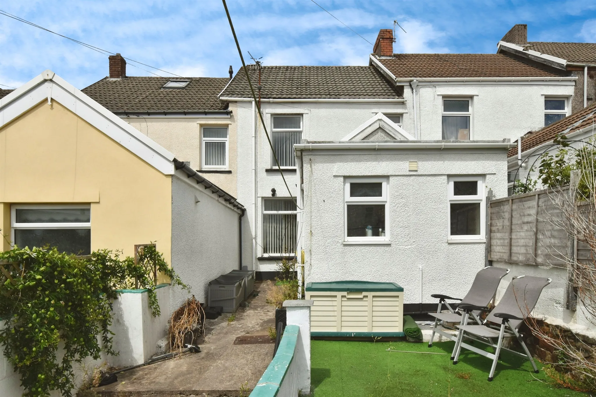 3 bed Terraced