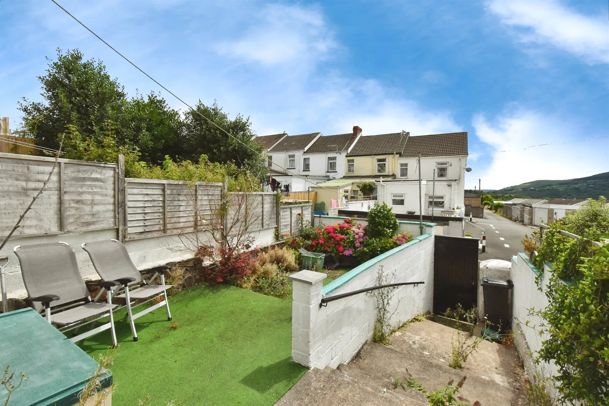 3 bed Terraced