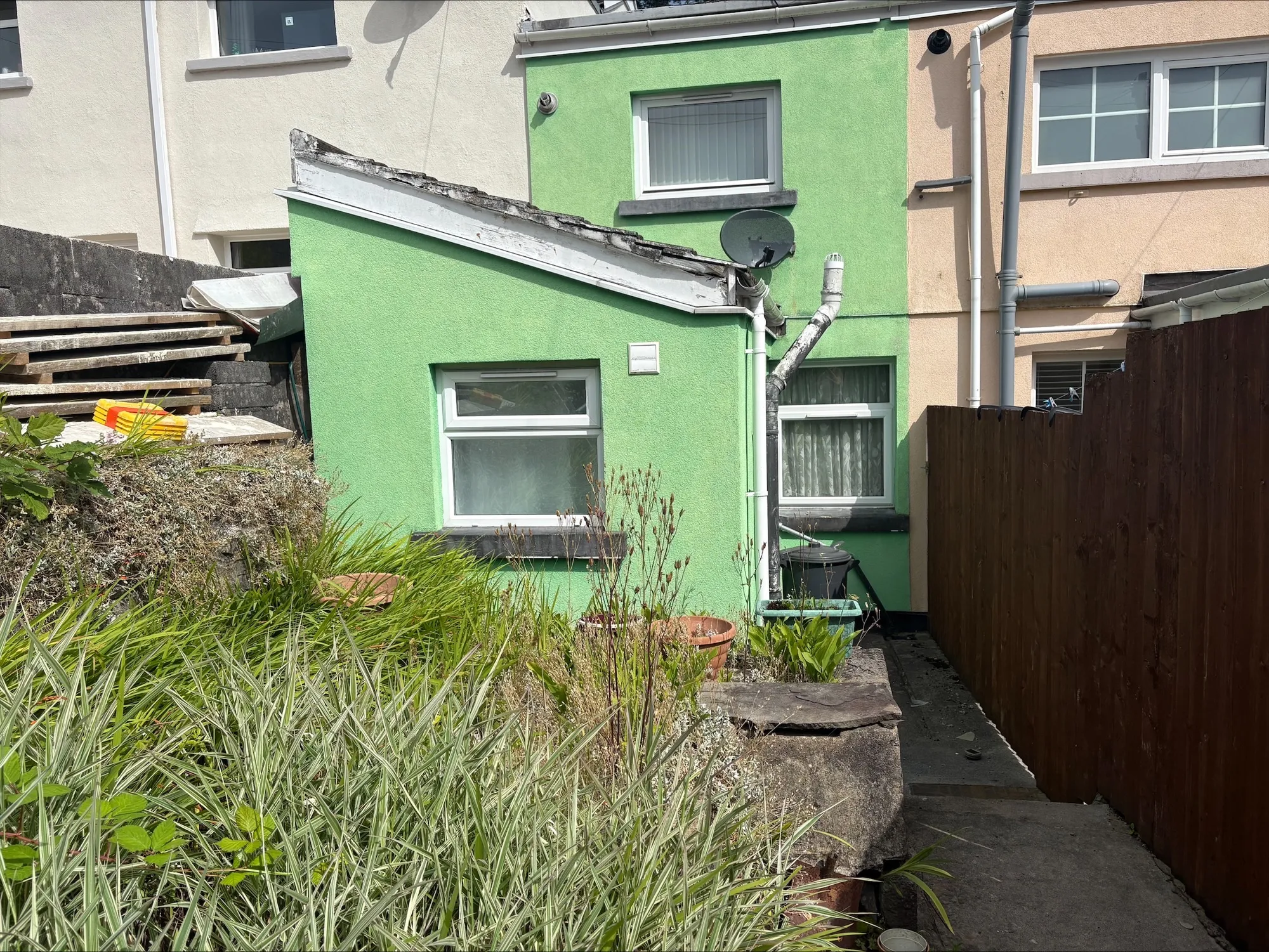 2 bed Terraced