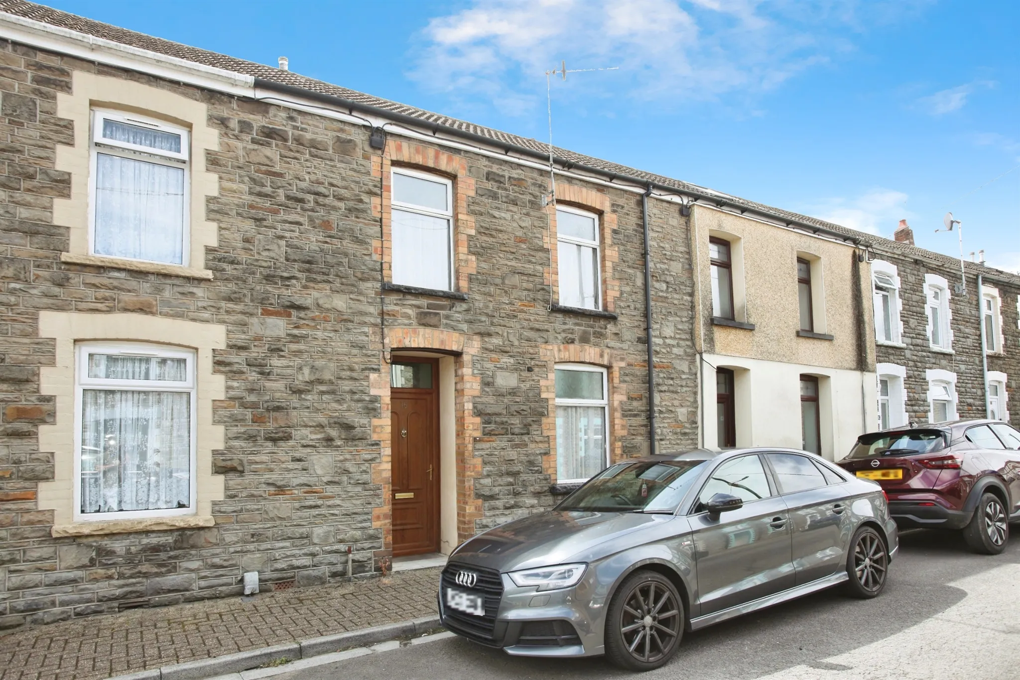 3 bed Terraced