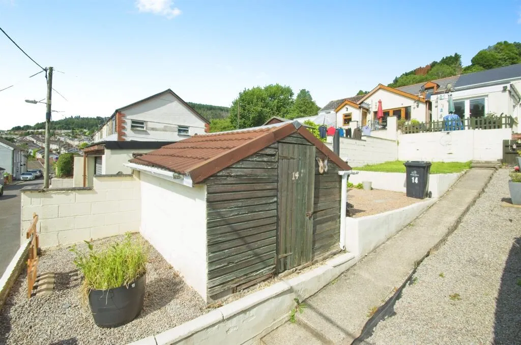 2 bed Terraced
