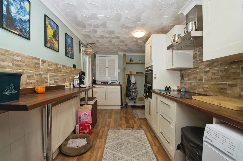 2 bed Terraced