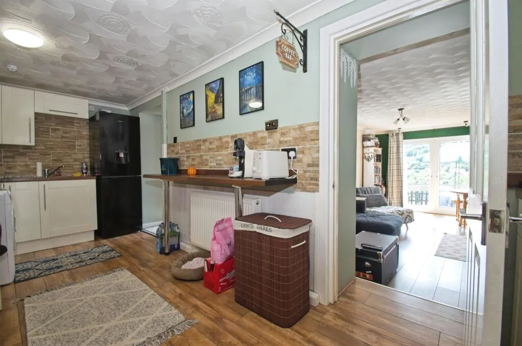 2 bed Terraced