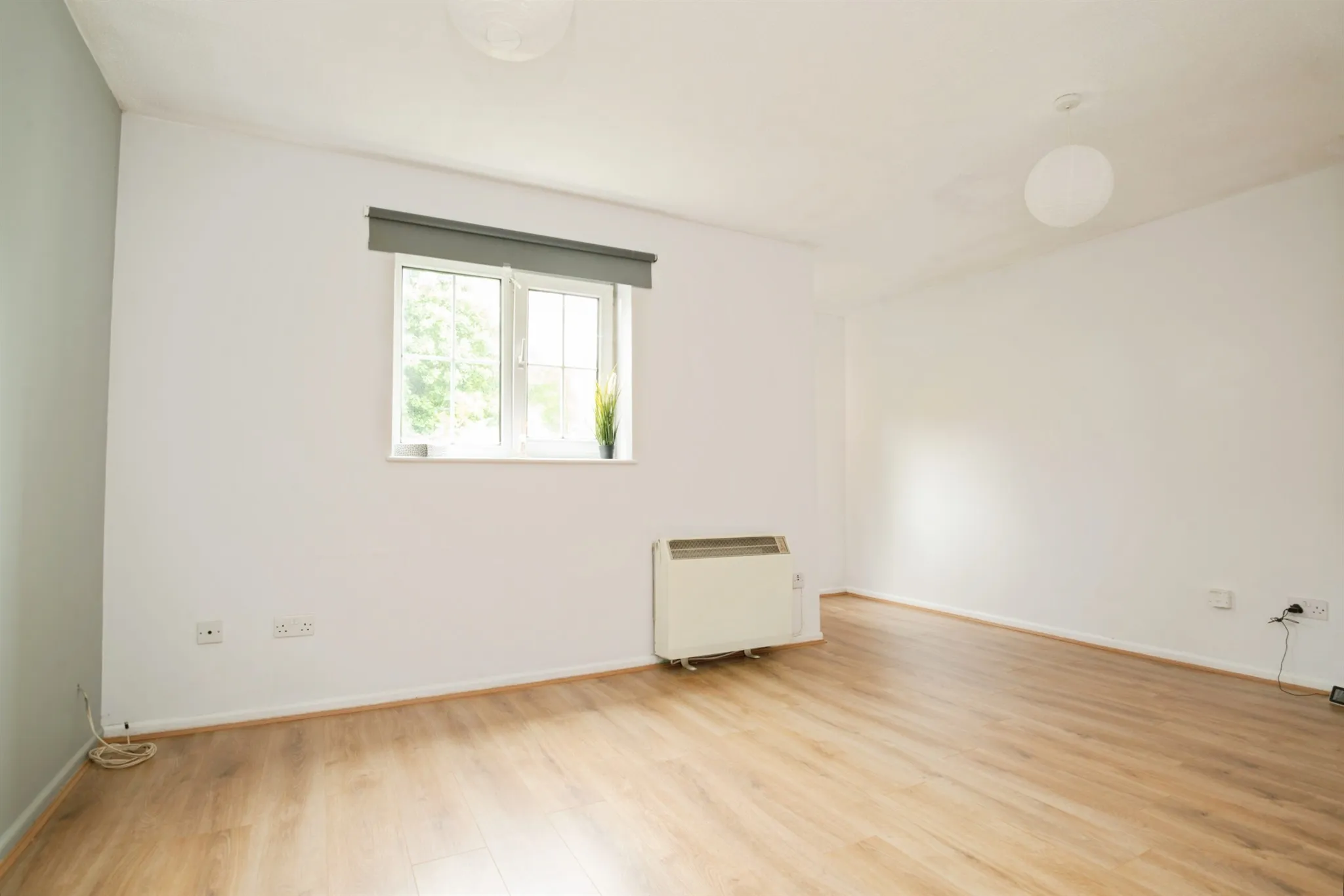 2 bed Ground Flat