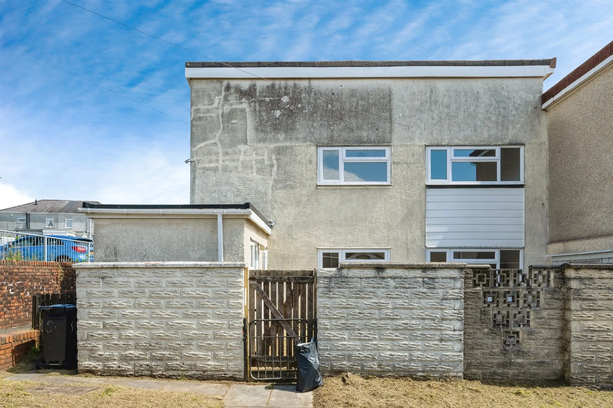 3 bed Semi-Detached