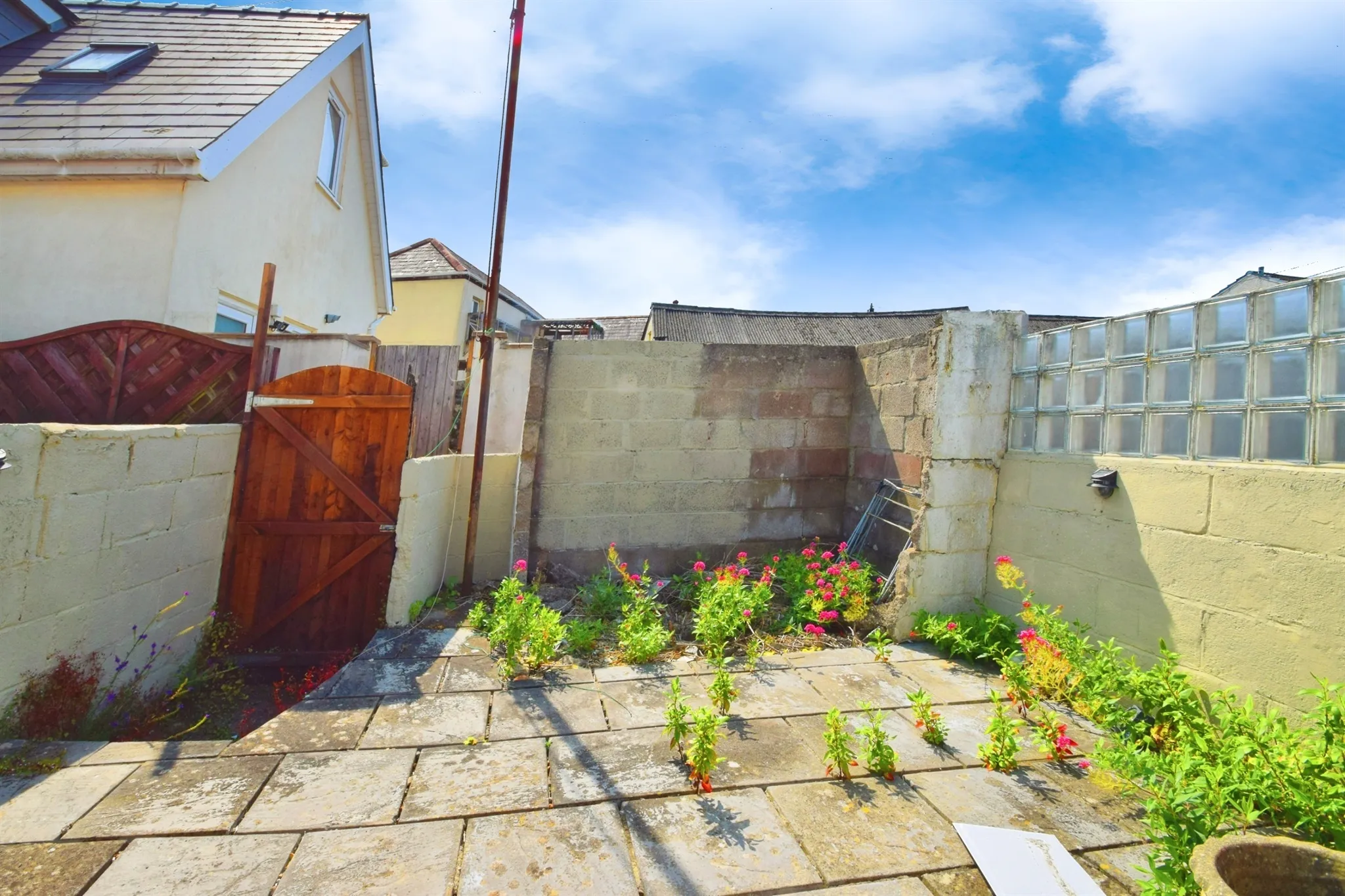 3 bed Semi-Detached