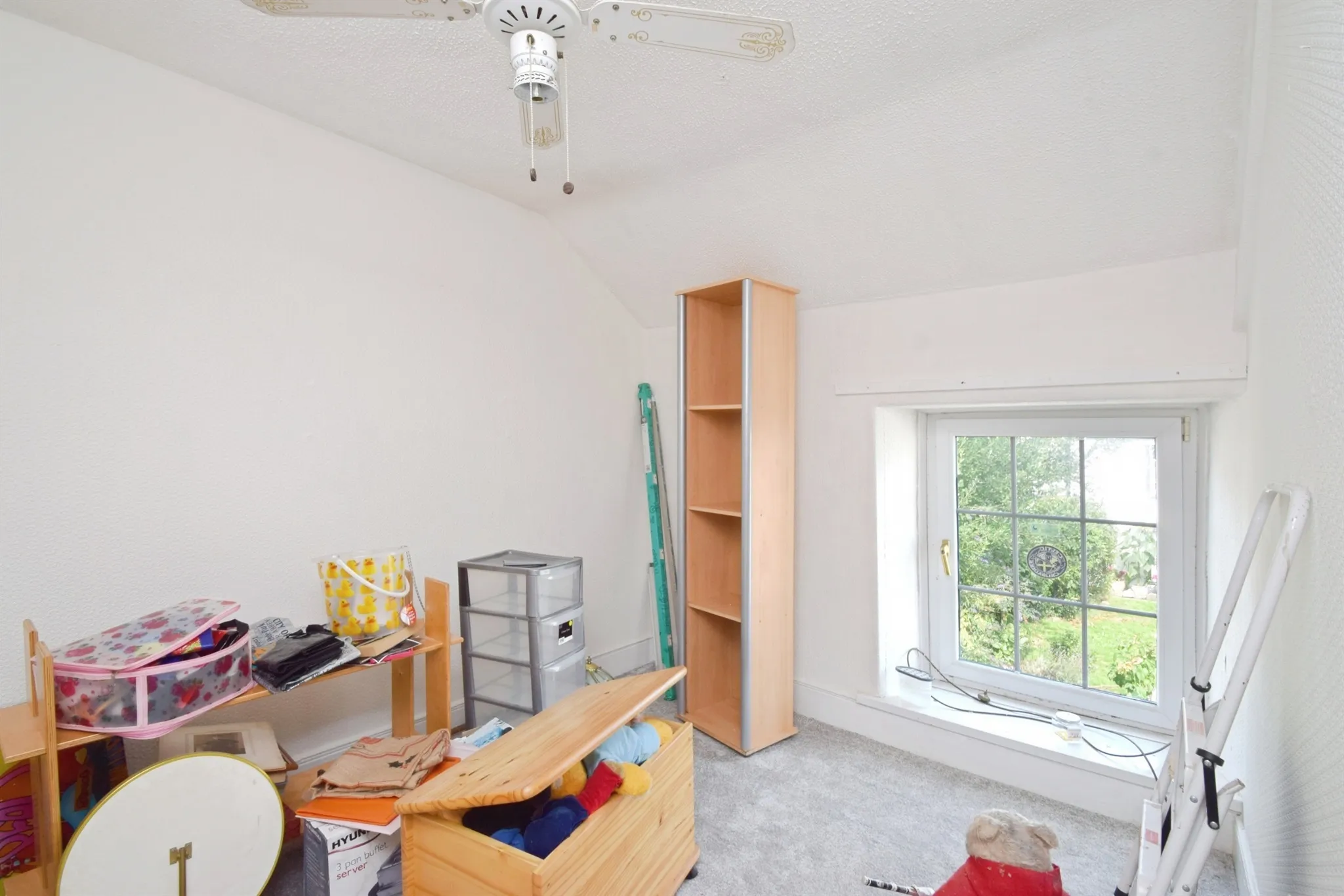 3 bed Semi-Detached