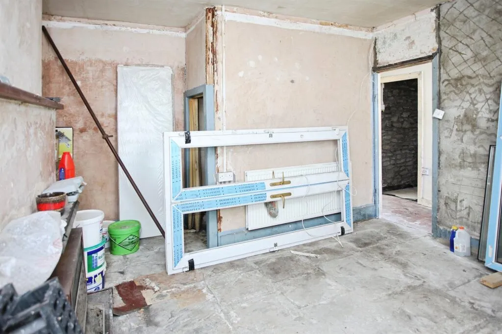 3 bed Terraced