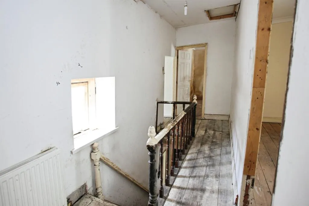 3 bed Terraced