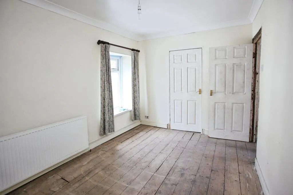 3 bed Terraced