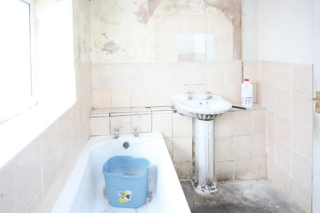 3 bed Terraced