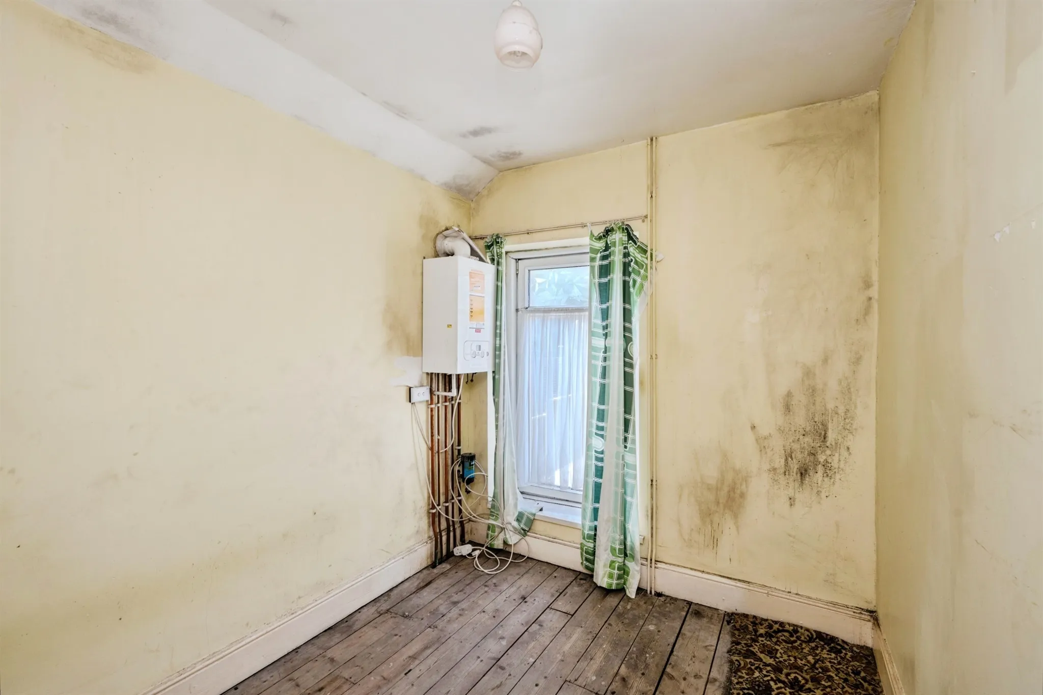 3 bed Terraced