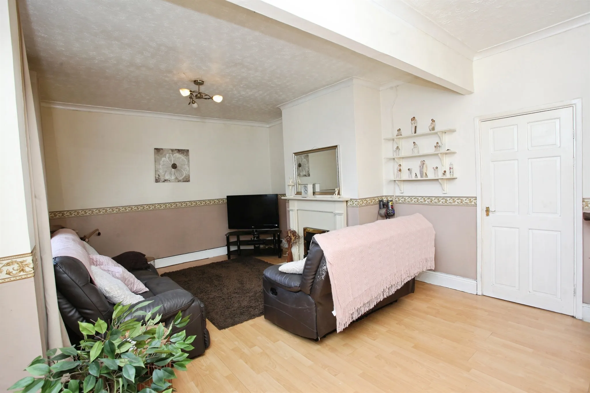 3 bed Terraced