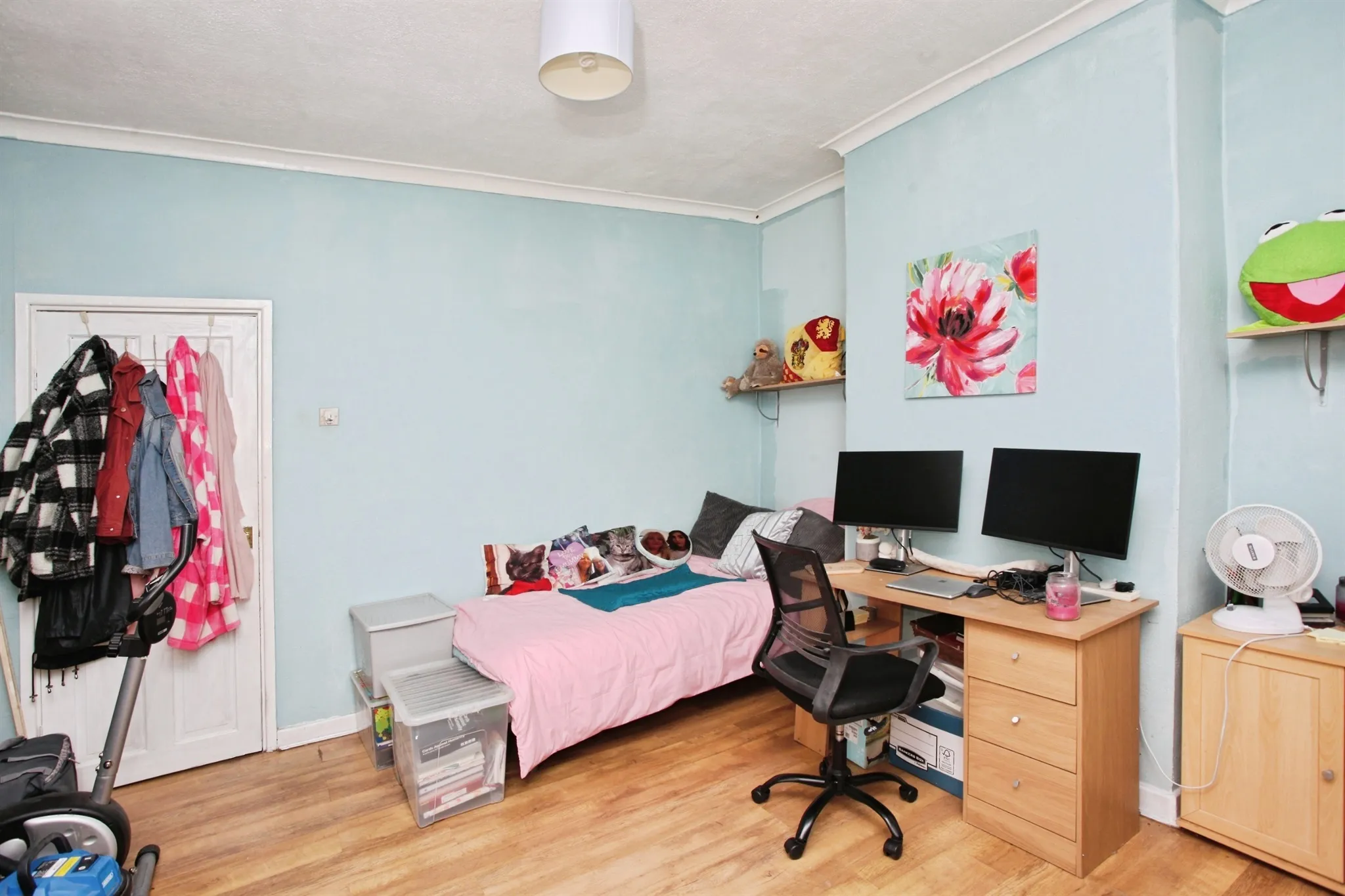 3 bed Terraced