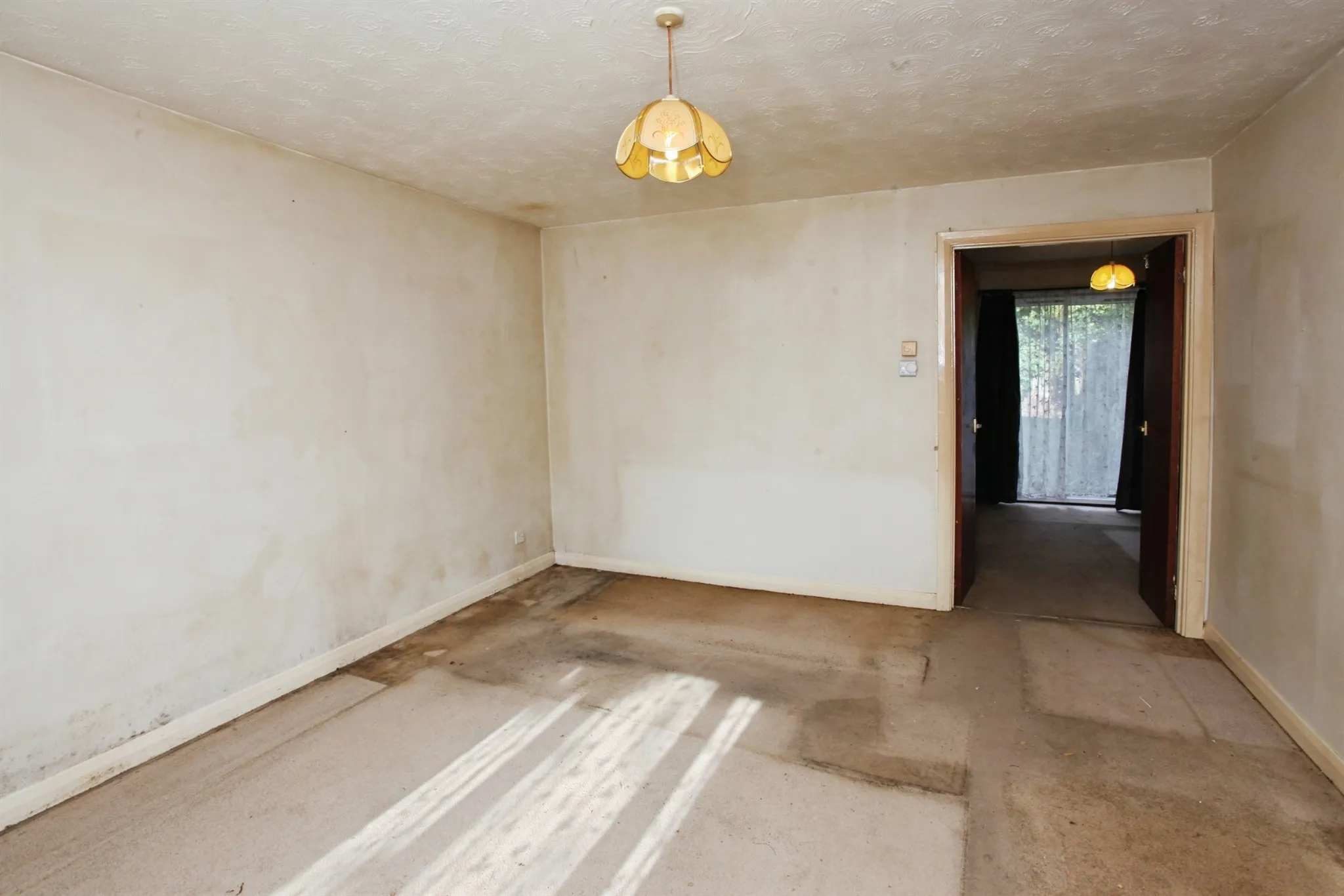 3 bed End of Terrace