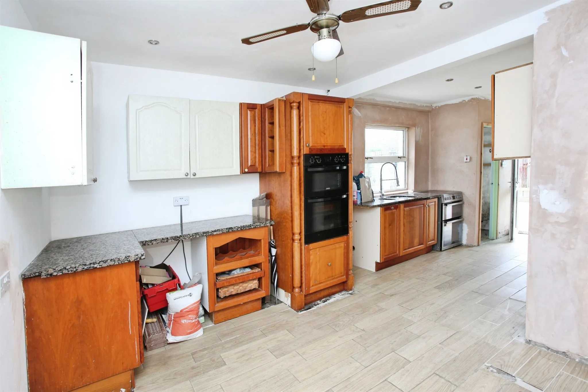 4 bed Detached