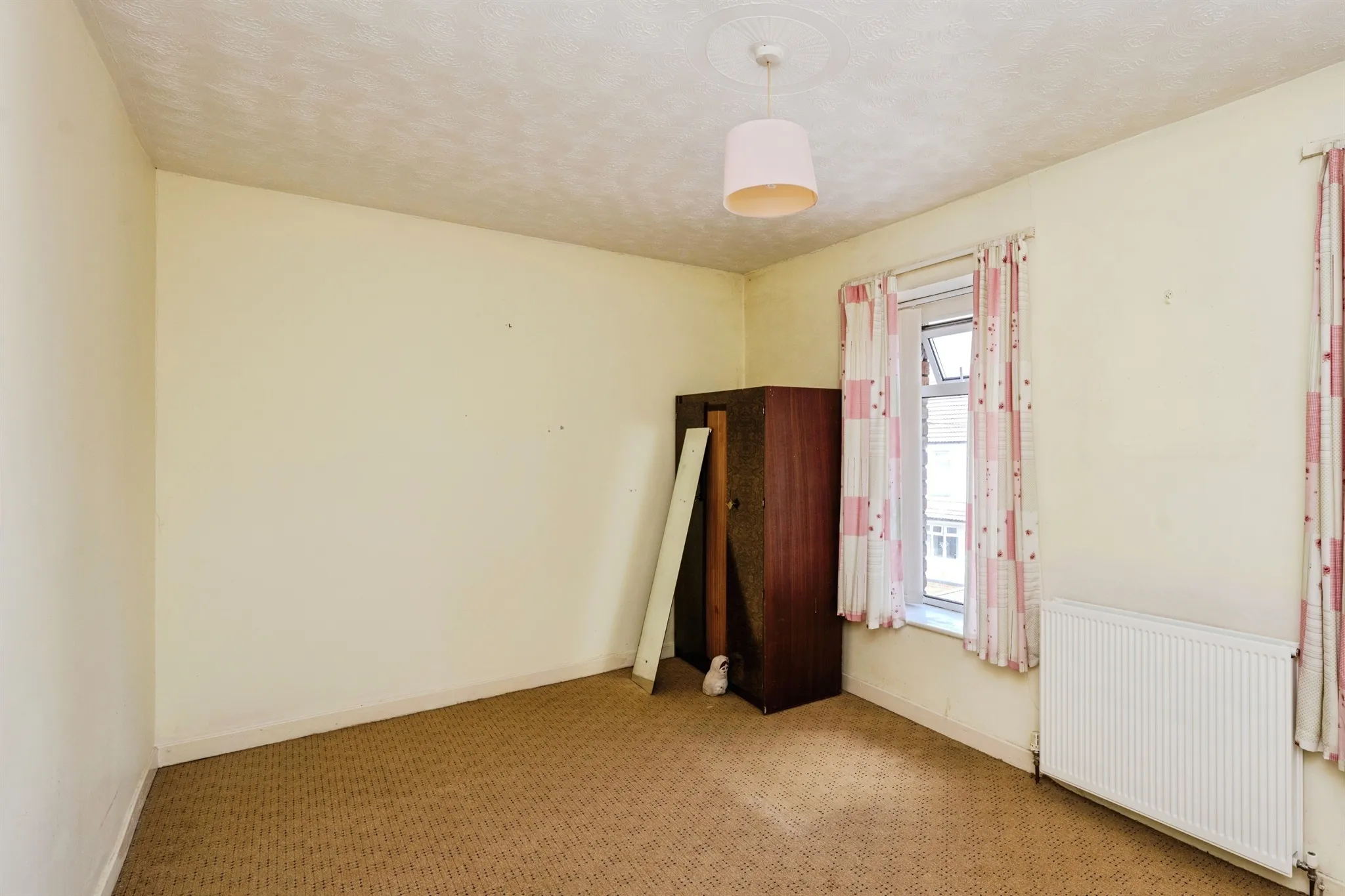 3 bed Semi-Detached