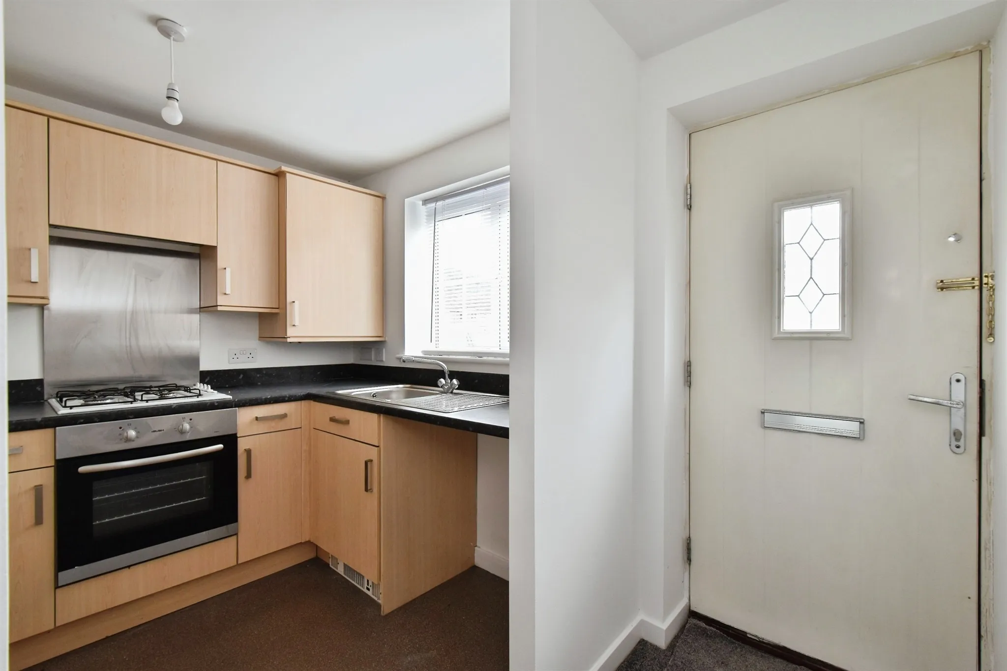 2 bed Semi-Detached