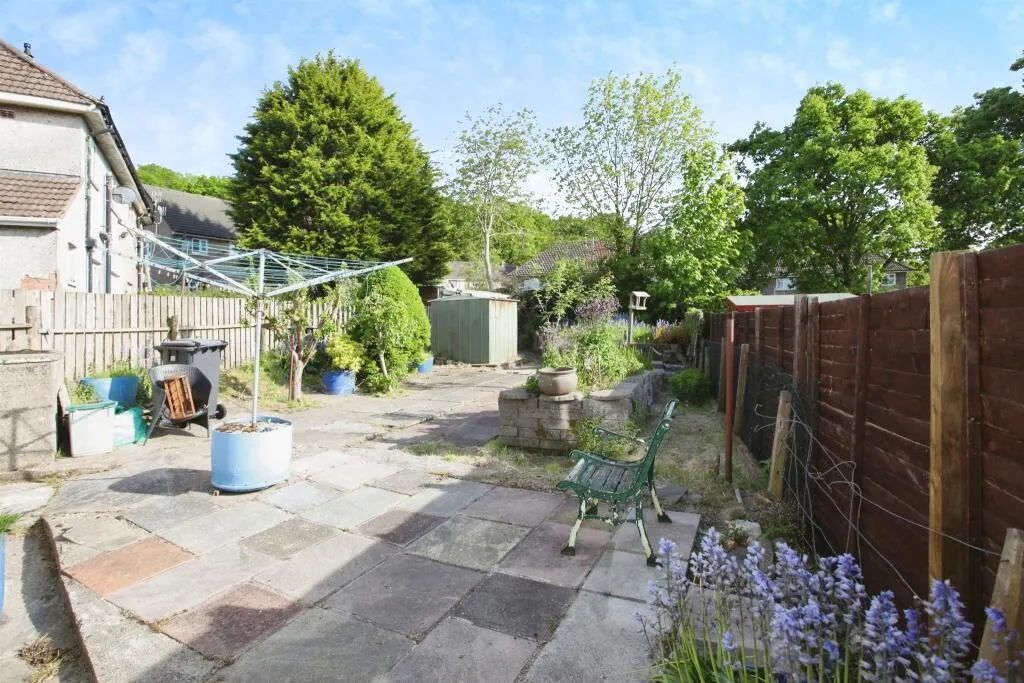 2 bed Semi-Detached