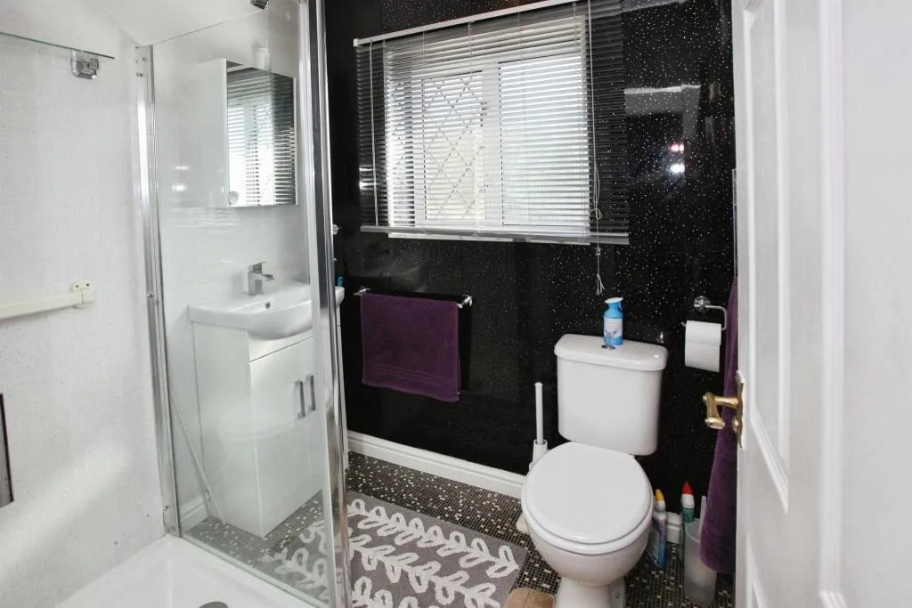 2 bed Semi-Detached