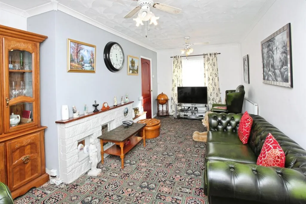 2 bed Semi-Detached