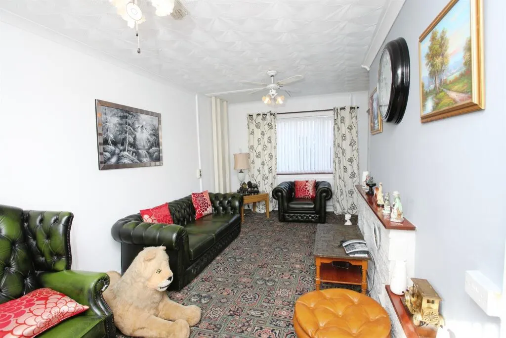 2 bed Semi-Detached