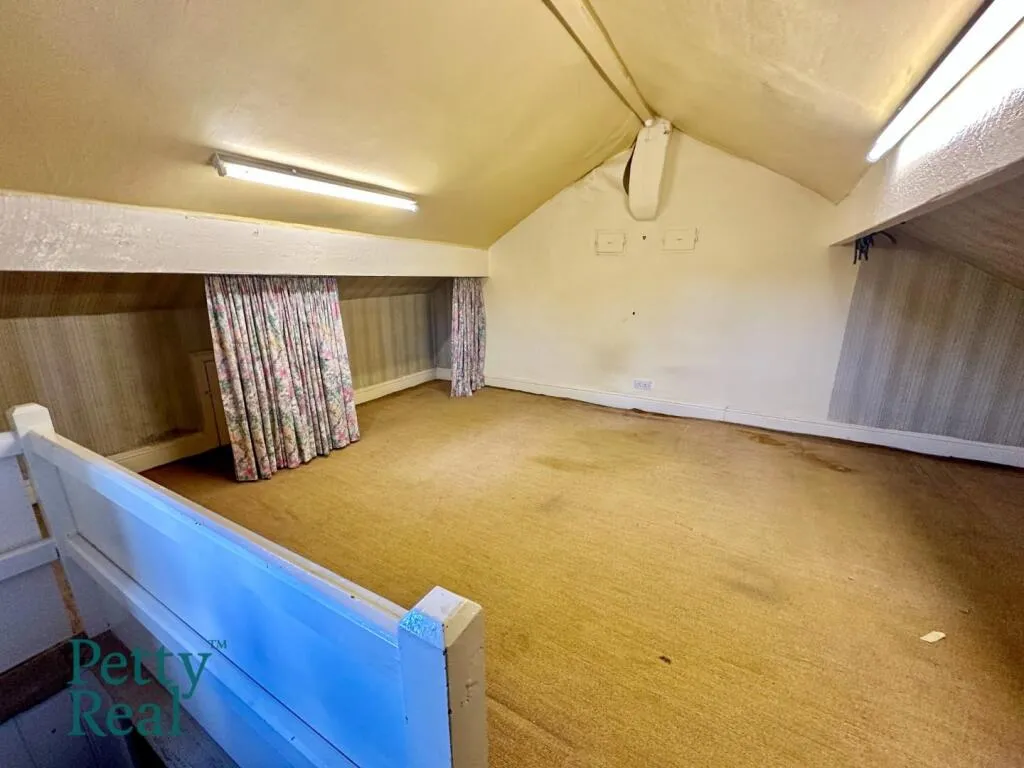 3 bed Terraced