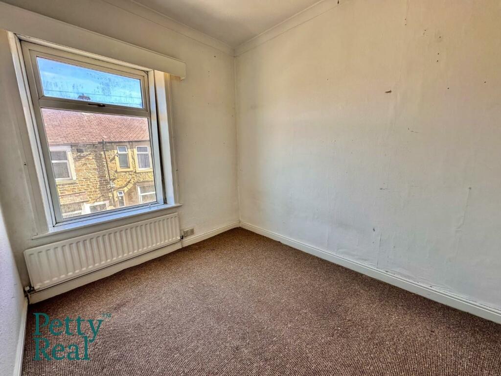 2 bed House