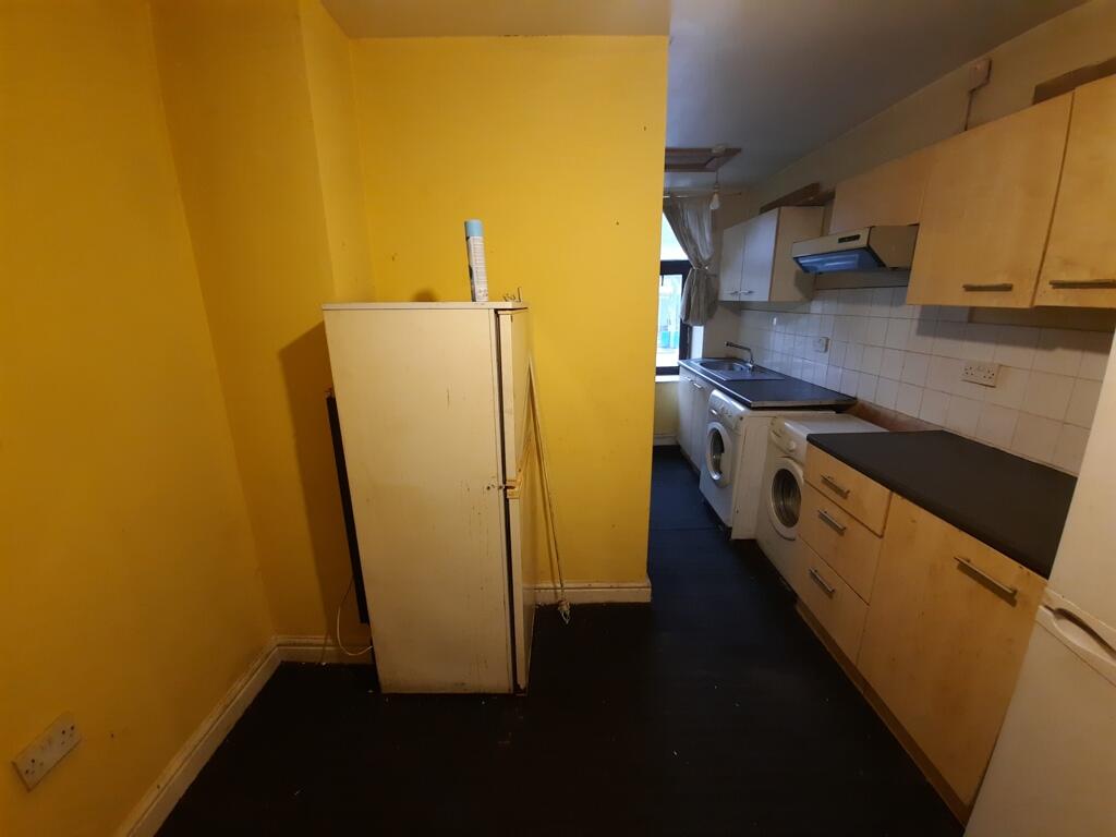 2 bed Mixed Use