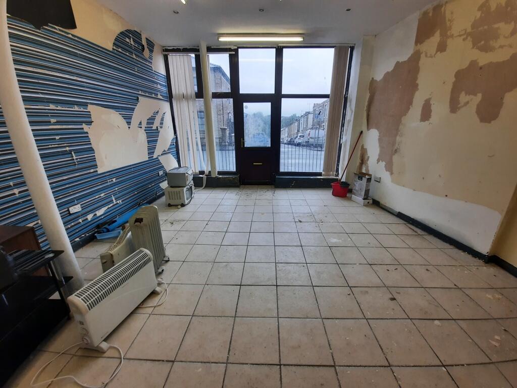 2 bed Mixed Use