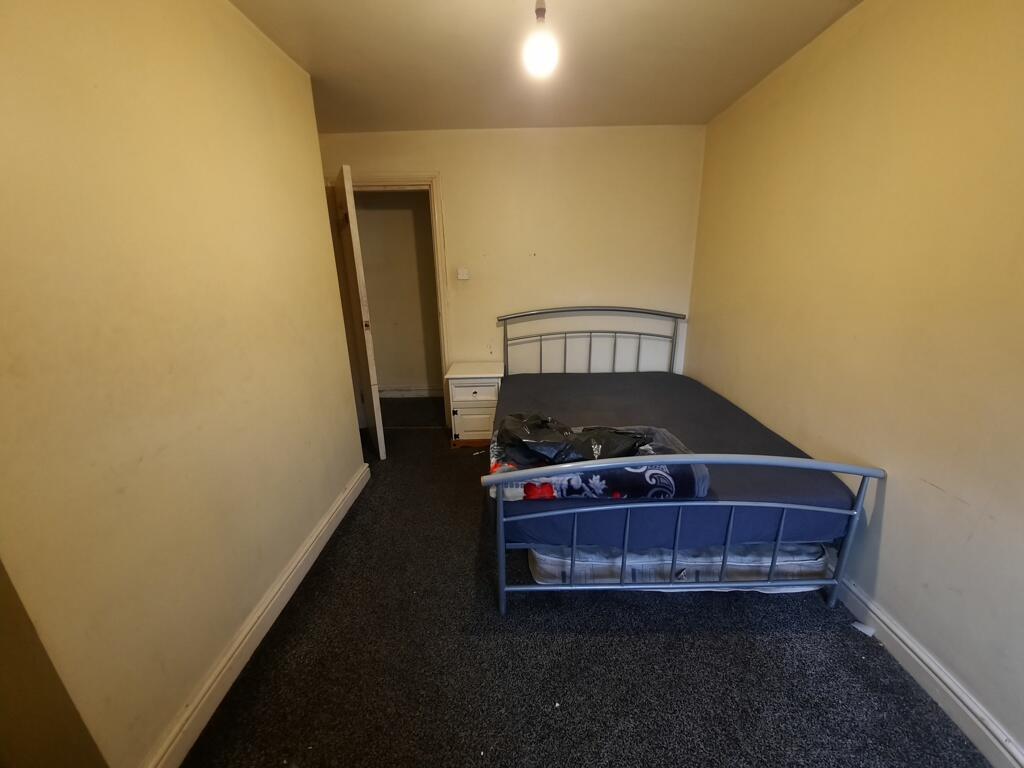 2 bed Mixed Use