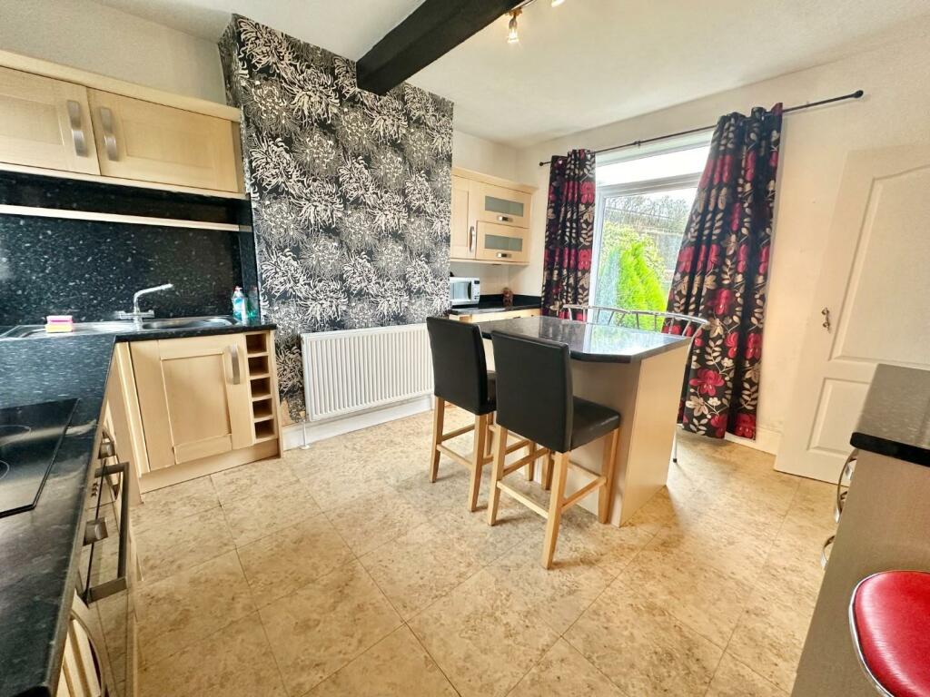 2 bed Semi-Detached