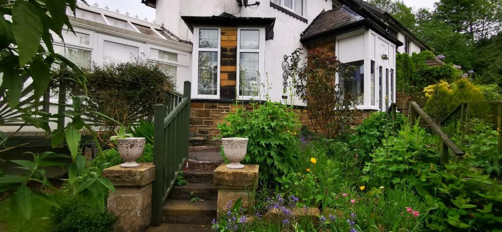 2 bed Semi-Detached