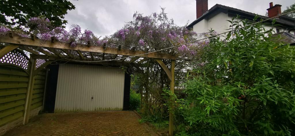 2 bed Semi-Detached